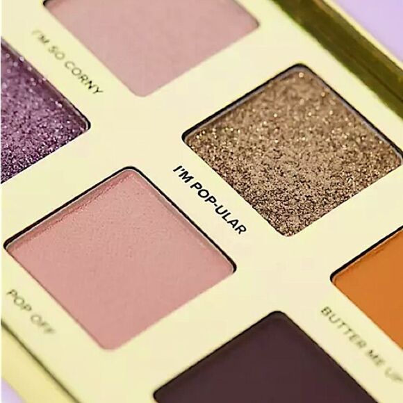 Too Faced Popcorn Balls Bite-Sized Eye Shadow Palette - Picture 5 of 7